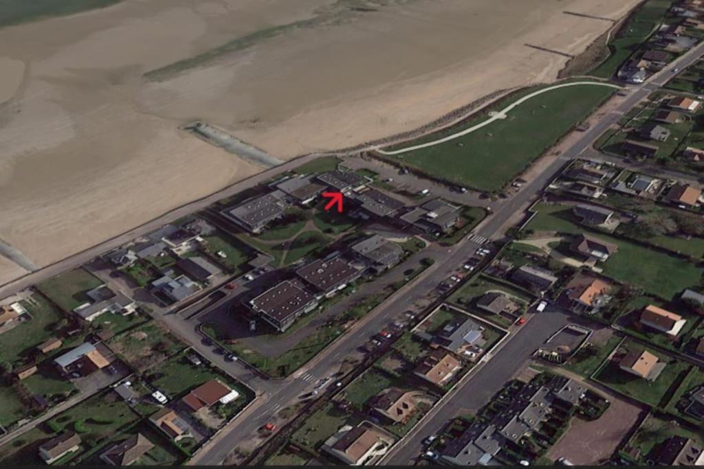 Appartement Acces Direct A La Plage Bernières-sur-Mer المظهر الخارجي الصورة